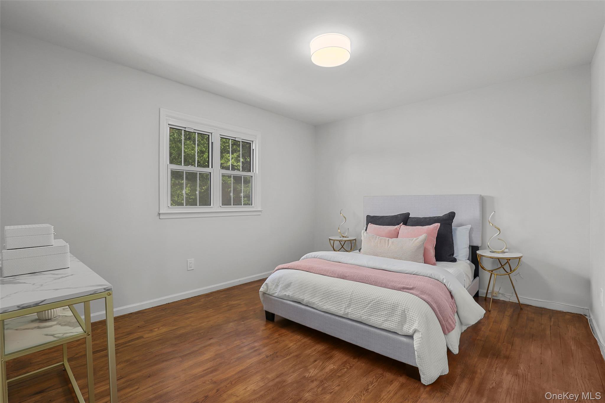 63 Underhill Road Scarsdale, NY 10583 - Photo 20 of 36 Bedroom 2