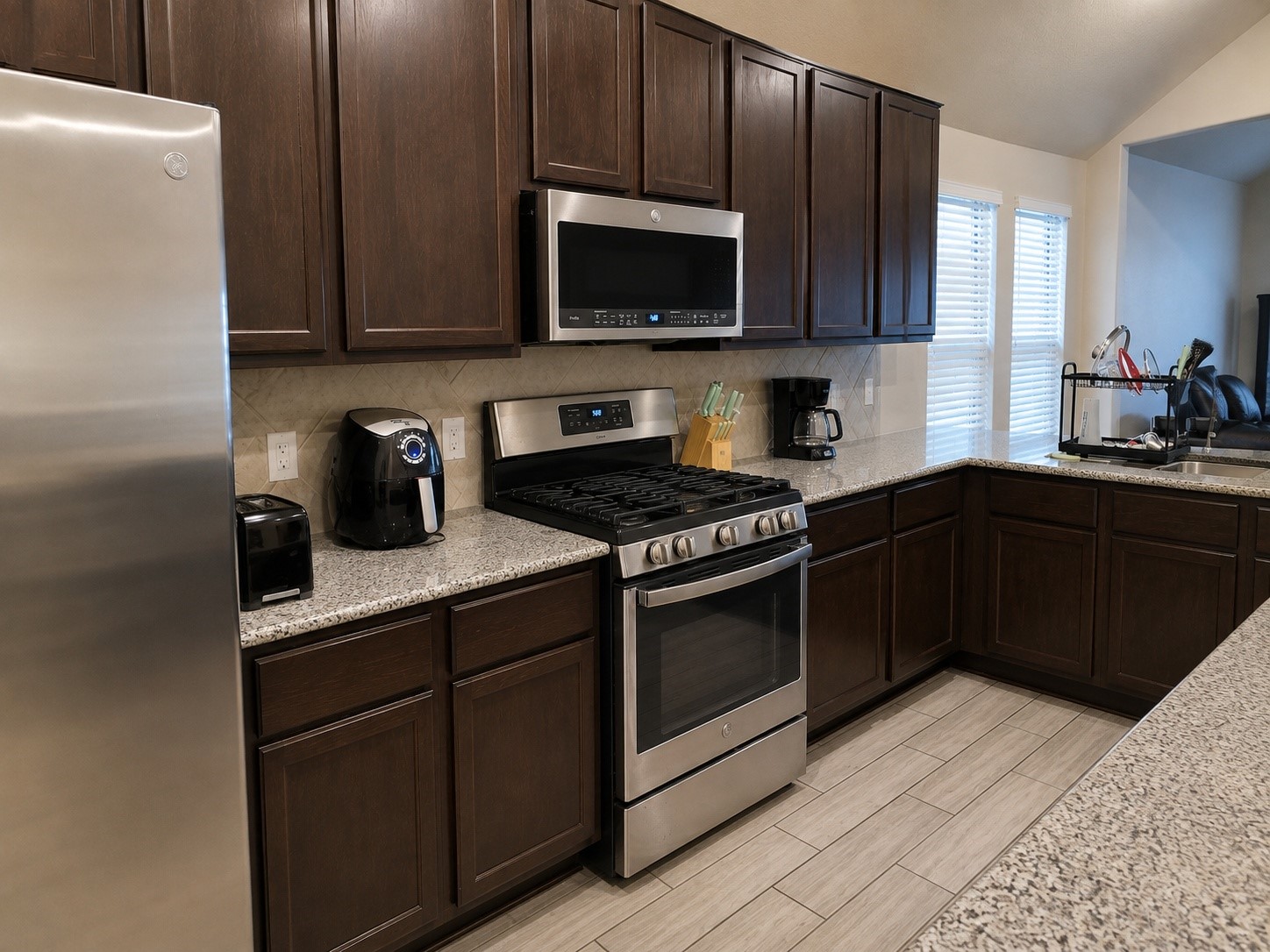 1058 Ranch Oak Drive Houston, TX 77073 - Photo 11 of 27 Gallery Image 11