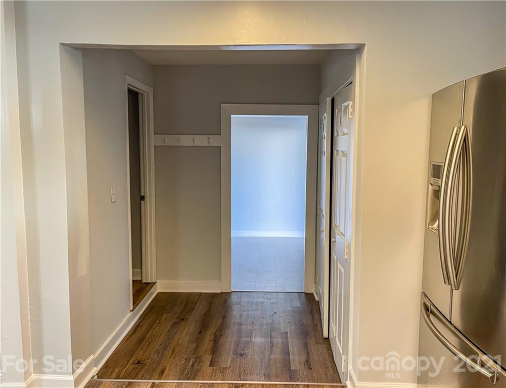3939 Tillman Road Charlotte, NC 28208 - Photo 13 of 22