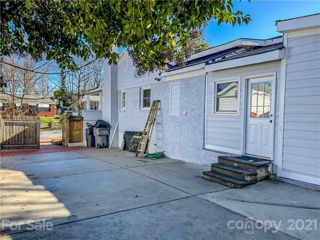 3939 Tillman Road Charlotte, NC 28208 - Photo 18 of 22