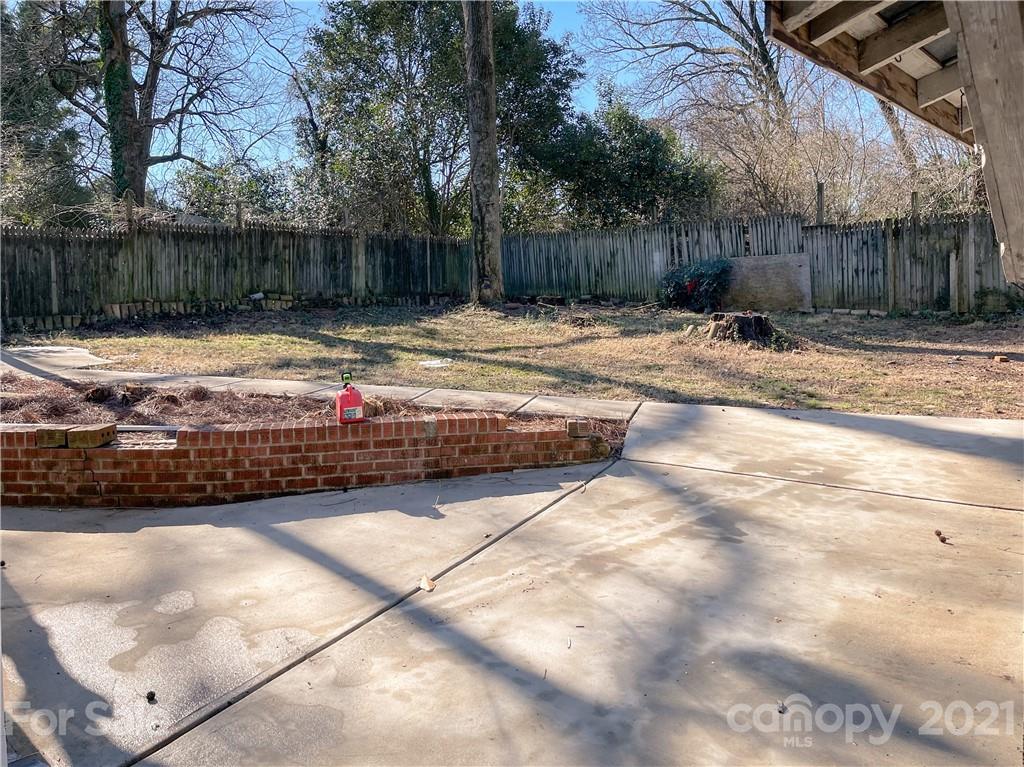 3939 Tillman Road Charlotte, NC 28208 - Photo 20 of 22