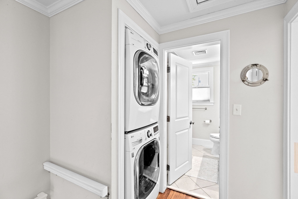 19 Damon Road Scituate, MA 02066 - Photo 16 of 29 a utility room with dryer and washer