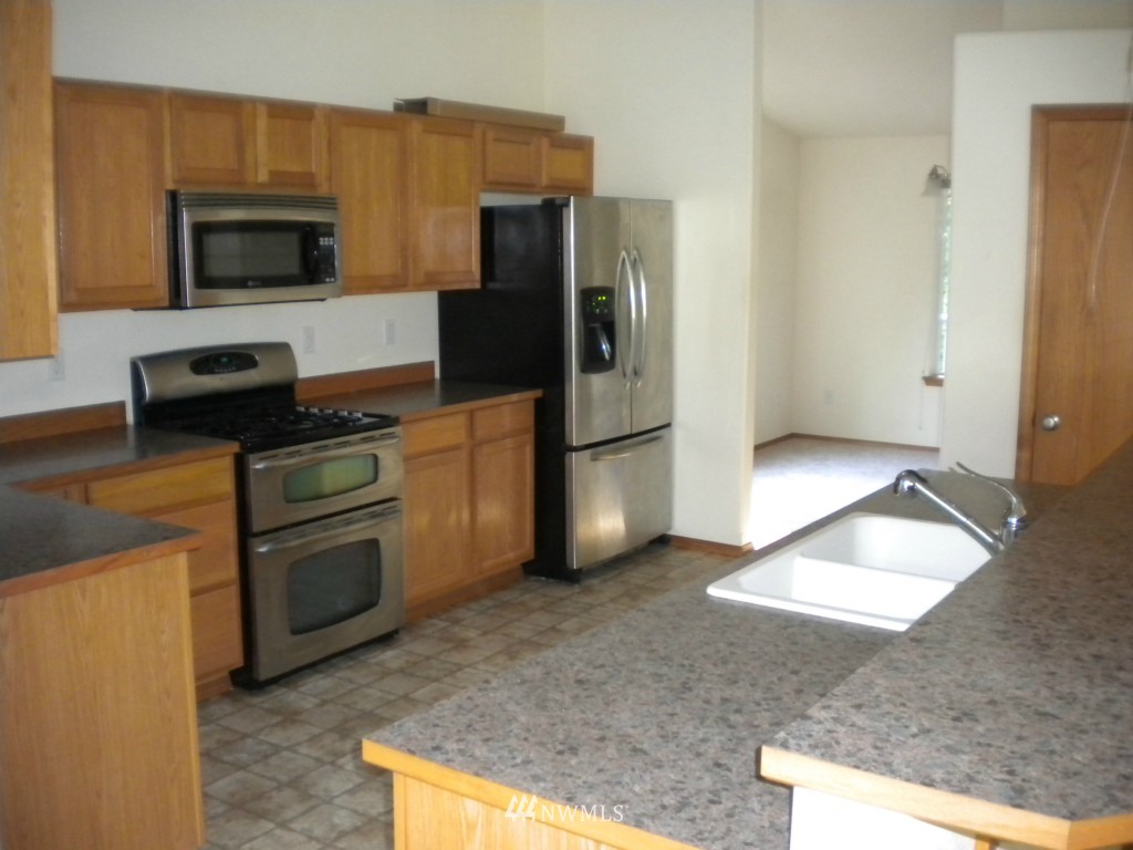 4080 Southwest Lake Helena Road Port Orchard, WA 98367 - Photo 7 of 25 Gallery Image 7