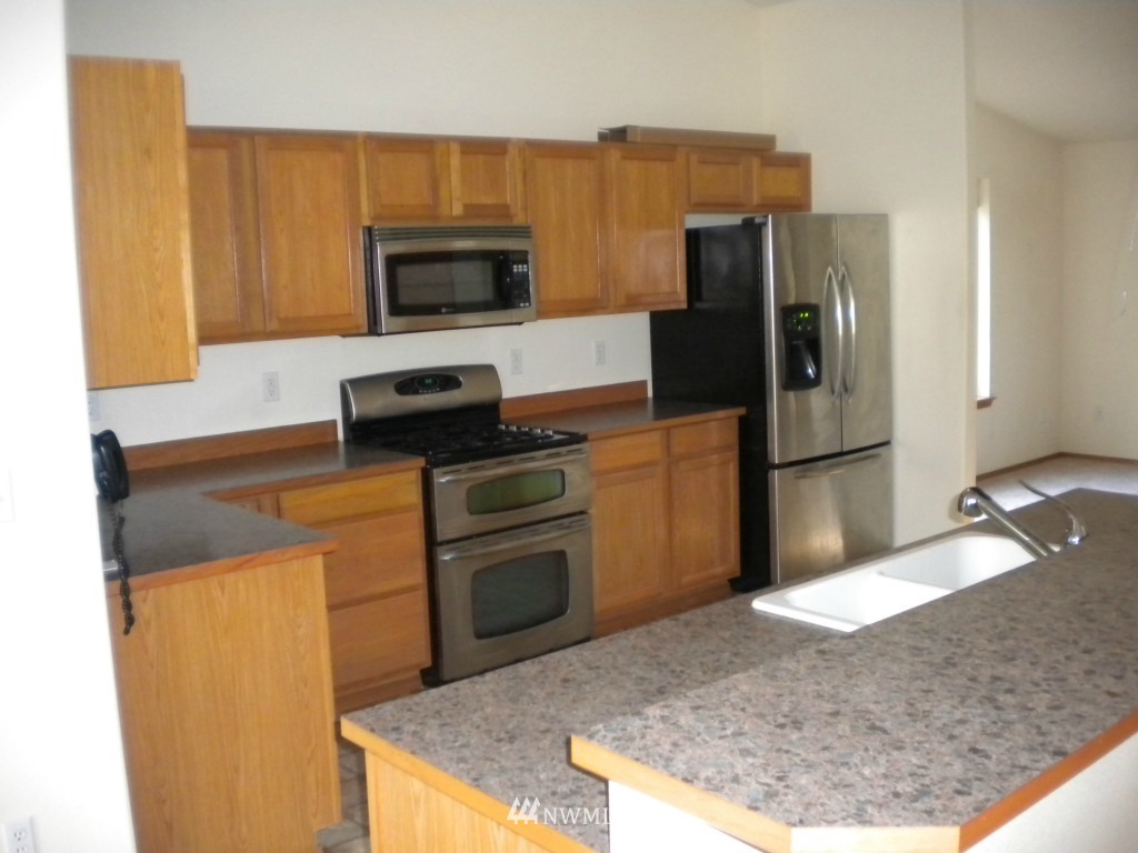 4080 Southwest Lake Helena Road Port Orchard, WA 98367 - Photo 8 of 25 Gallery Image 8