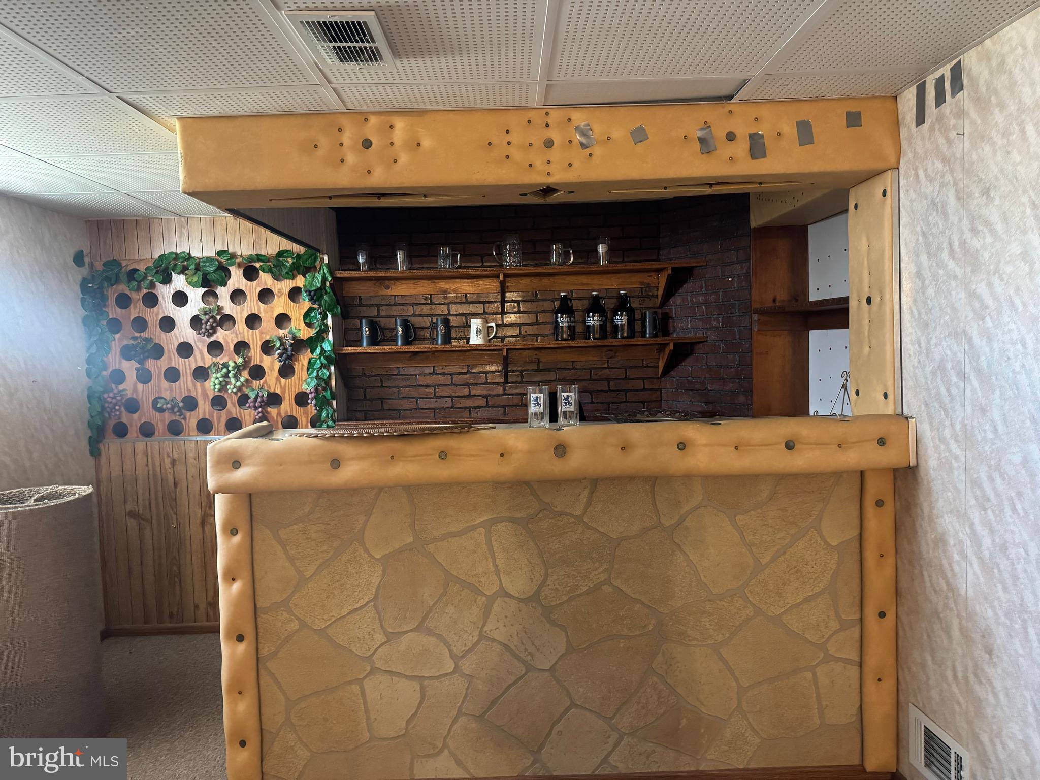 800 Bridgeboro Street Riverside, NJ 08075 - Photo 18 of 21 Basement Bar