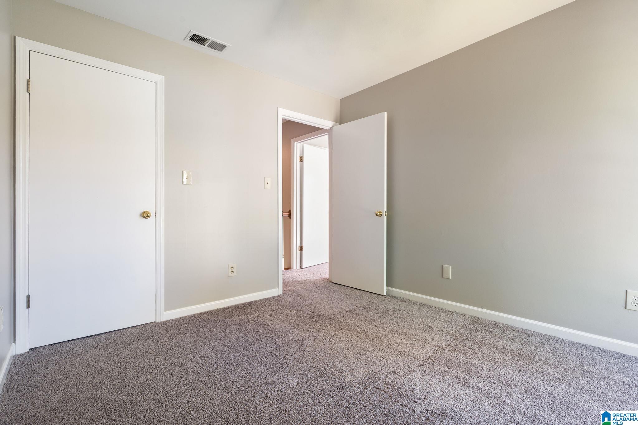 200 South Wood Road Birmingham, AL 35209 - Photo 31 of 39