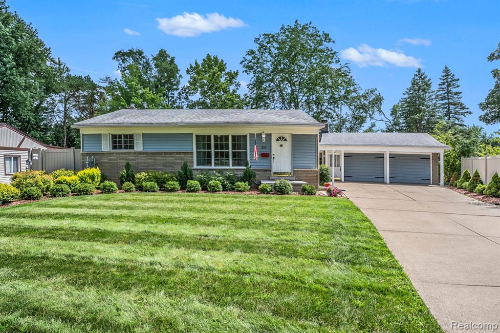 311 Reitman Court Rochester Hills, MI 48307 - Photo 1 of 32