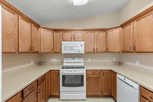 $259,900 | 1217 Park Meadows Drive, Goshen, IN 46526