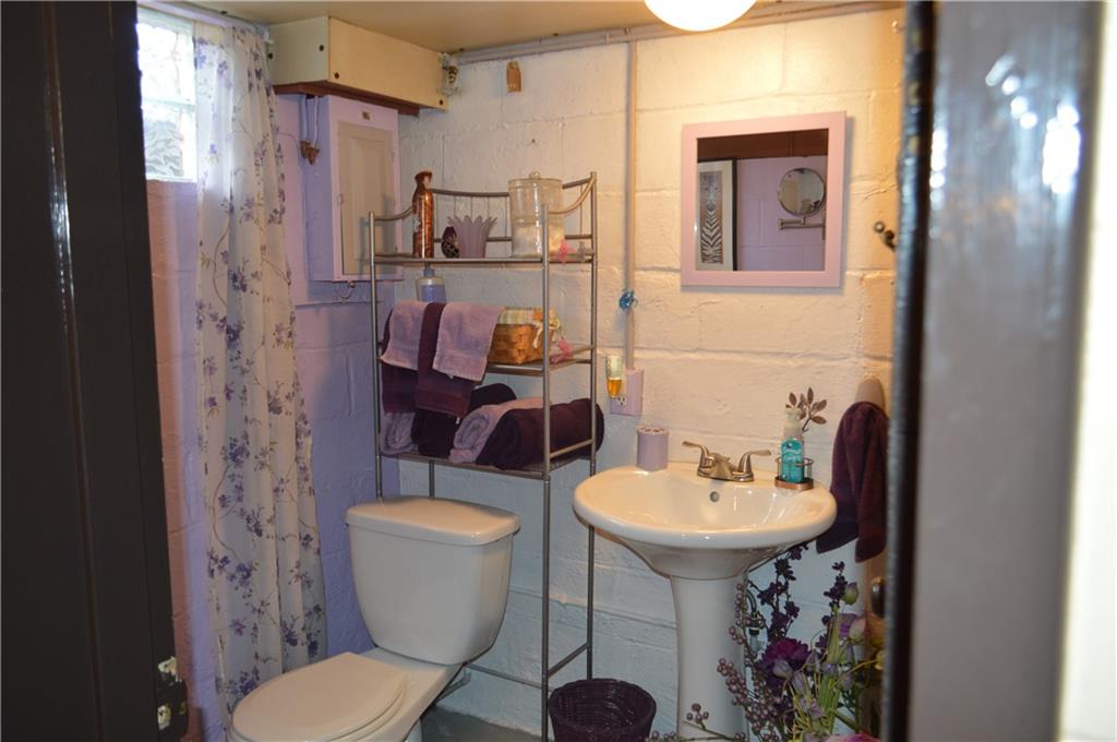 109 Artlee Avenue Butler, PA 16001 - Photo 23 of 36 Gallery Image 23