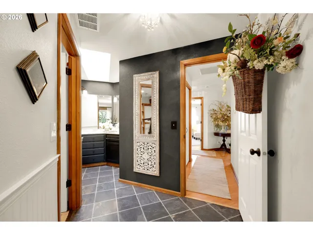 $424,900 | 2776 Dayna Lane, Eugene, OR 97408