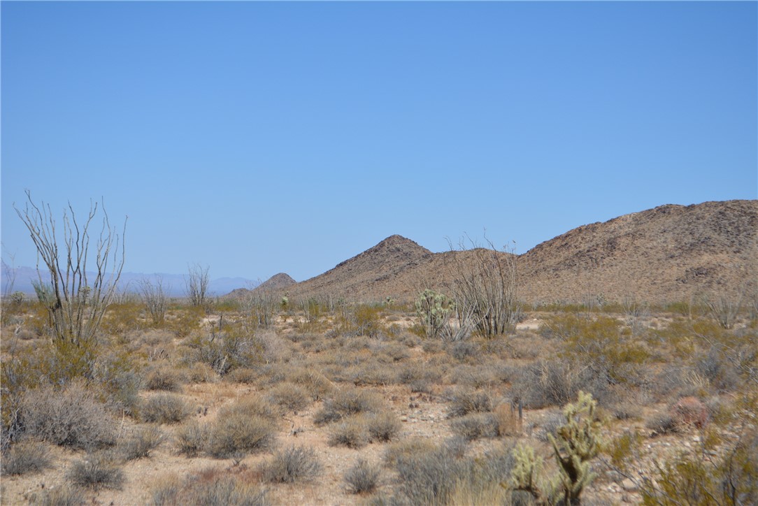 N2 Duquesne Road Yucca, AZ 86438 - Photo 27 of 49 View of mountain backdrop
