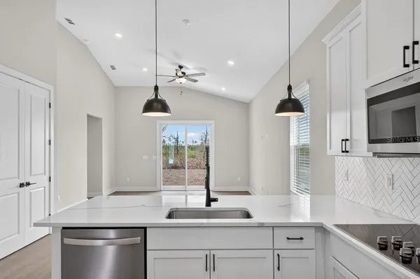 $464,900 | 8495 Ford Road, Bryceville, FL 32009