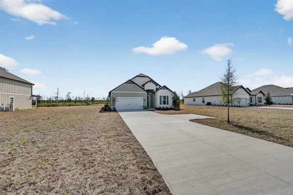 $464,900 | 8495 Ford Road, Bryceville, FL 32009