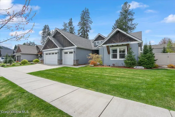$910,000 | 2240 East Thomas Hill Drive, Coeur D'Alene, ID 83815