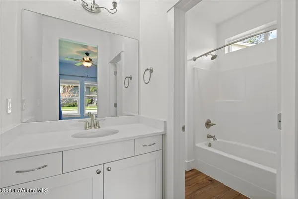 $910,000 | 2240 East Thomas Hill Drive, Coeur D'Alene, ID 83815