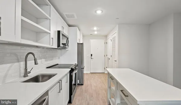 $2,750 | 3990 Upton Street Northwest, Unit 1BPARC5121, Washington, DC 20016