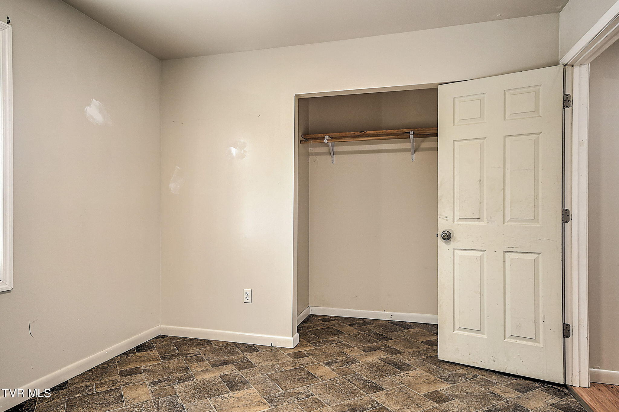 655 Wadlow Gap Road Kingsport, TN 37660 - Photo 58 of 66 16-web-or-mls-649 Wadalow Gap DP-17