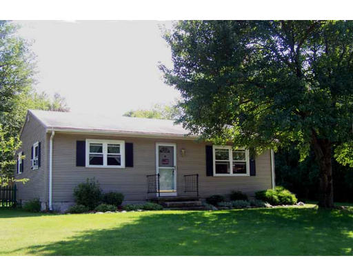 163 Feltham Road Springfield, MA 01118 - Photo 1 of 16 Gallery Image 1
