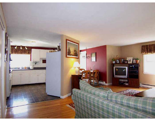 163 Feltham Road Springfield, MA 01118 - Photo 2 of 16 Gallery Image 2