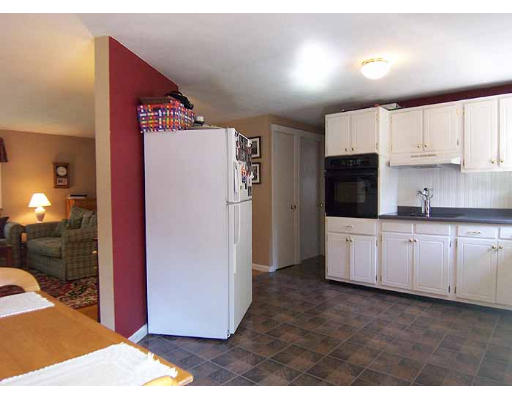 163 Feltham Road Springfield, MA 01118 - Photo 7 of 16 Gallery Image 7