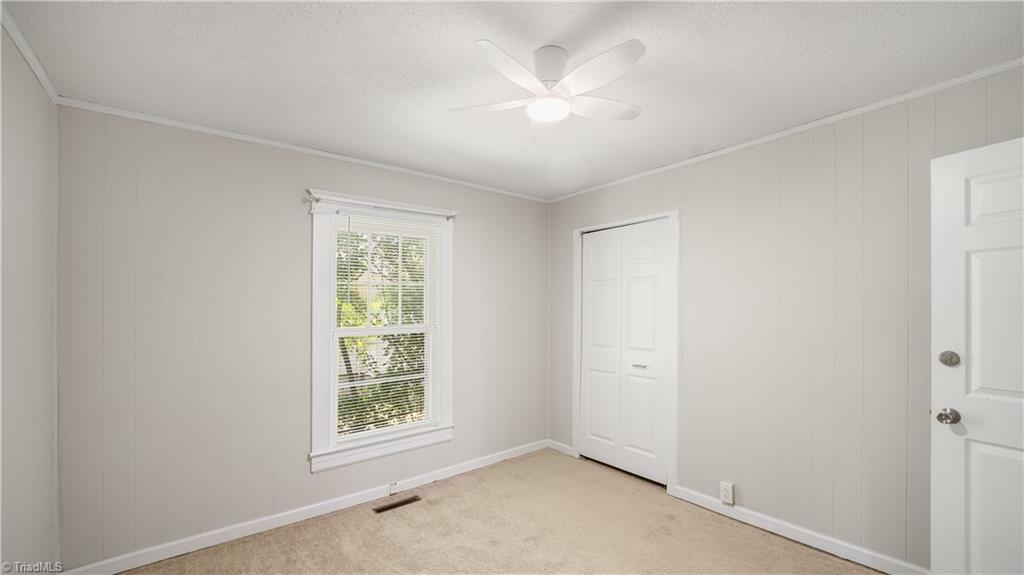 106 Northview Place High Point, NC 27263 - Photo 34 of 50
