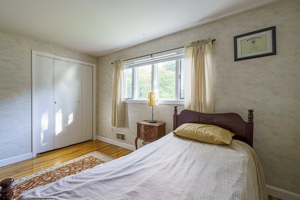 9 Berkeley Road Framingham, MA 01701 - Photo 19 of 30 Gallery Image 19