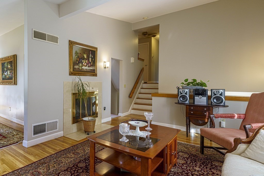 9 Berkeley Road Framingham, MA 01701 - Photo 7 of 30 Gallery Image 7