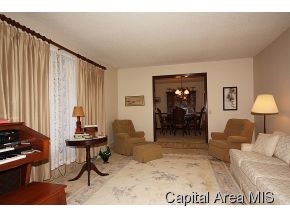 7645 North Pawnee Road Pawnee, IL 62558 - Photo 6 of 24