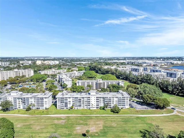 $2,550 | 3001 South Course Drive, Unit 603, Pompano Beach, FL 33069