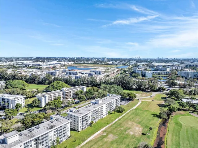 $2,550 | 3001 South Course Drive, Unit 603, Pompano Beach, FL 33069