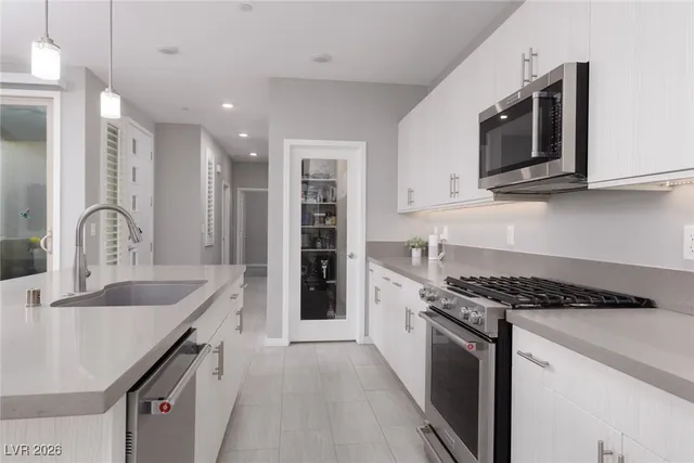 $470,000 | 11272 Gravitation Drive, Unit 102, Las Vegas, NV 89135