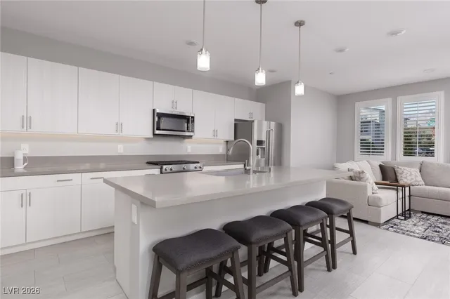 $470,000 | 11272 Gravitation Drive, Unit 102, Las Vegas, NV 89135