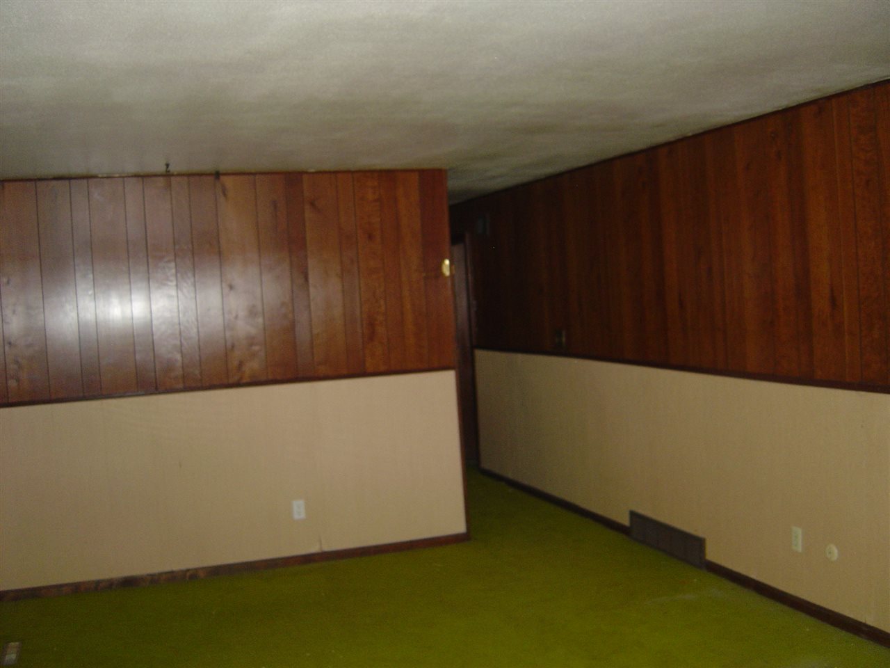 4940 Welsh Road Rockford, IL 61107 - Photo 12 of 12 a view of an empty room
