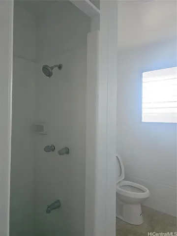 $1,500 | 94-819 Farrington Highway, Unit B4, Waipahu, HI 96797