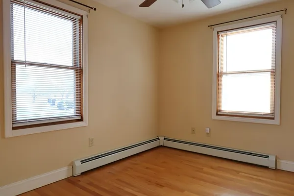 $2,300 | 5 Yankee Way, Unit 2, Dartmouth, MA 02747