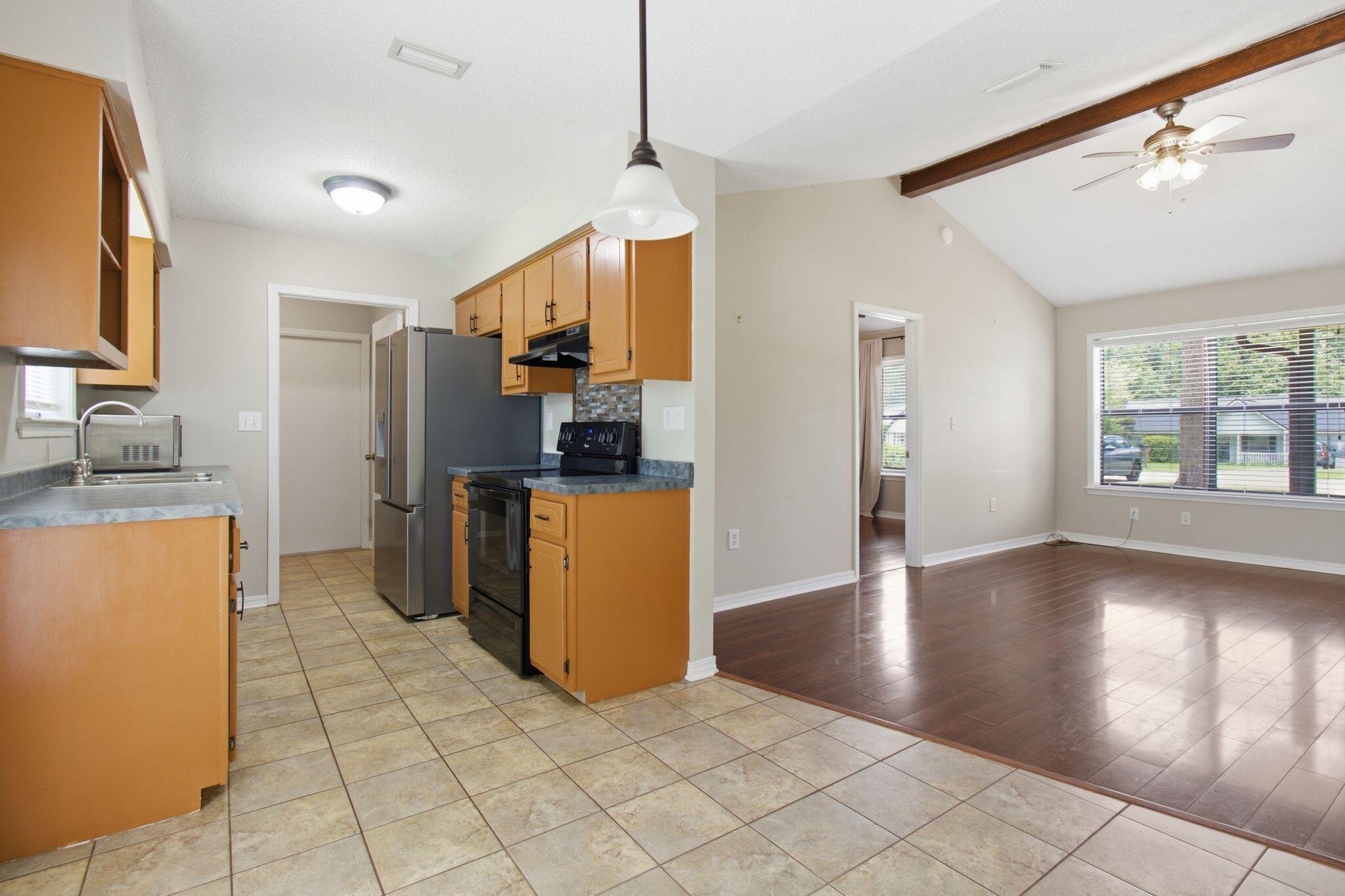 359 John King Road Crestview, FL 32539 - Photo 9 of 33 aj2607141-1011