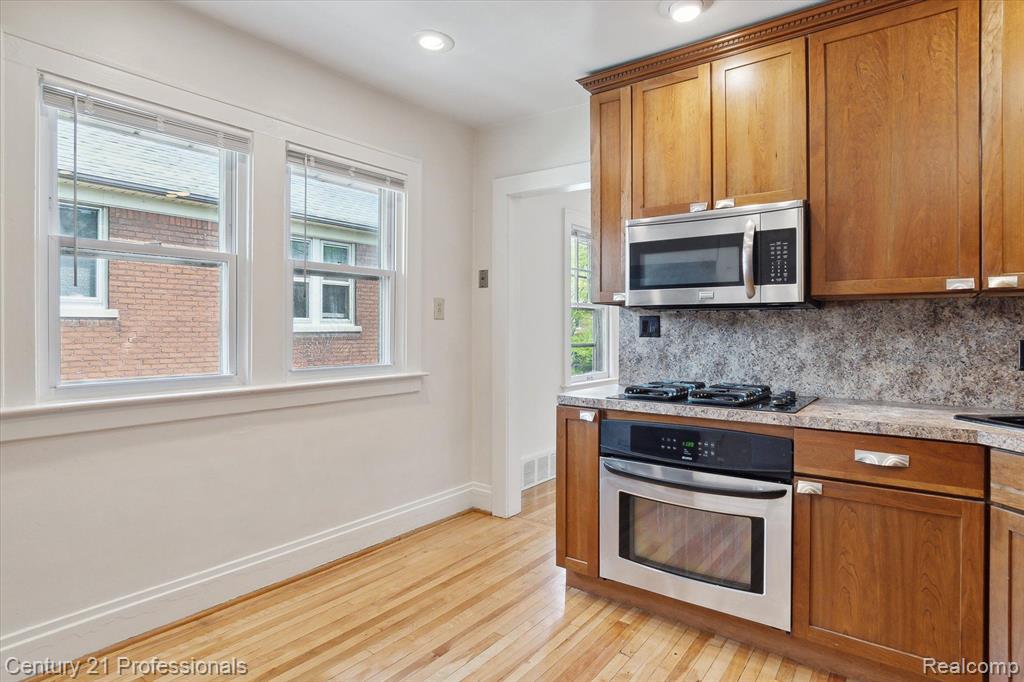 949 Nottingham Road Grosse Pointe Park, MI 48230 - Photo 38 of 56