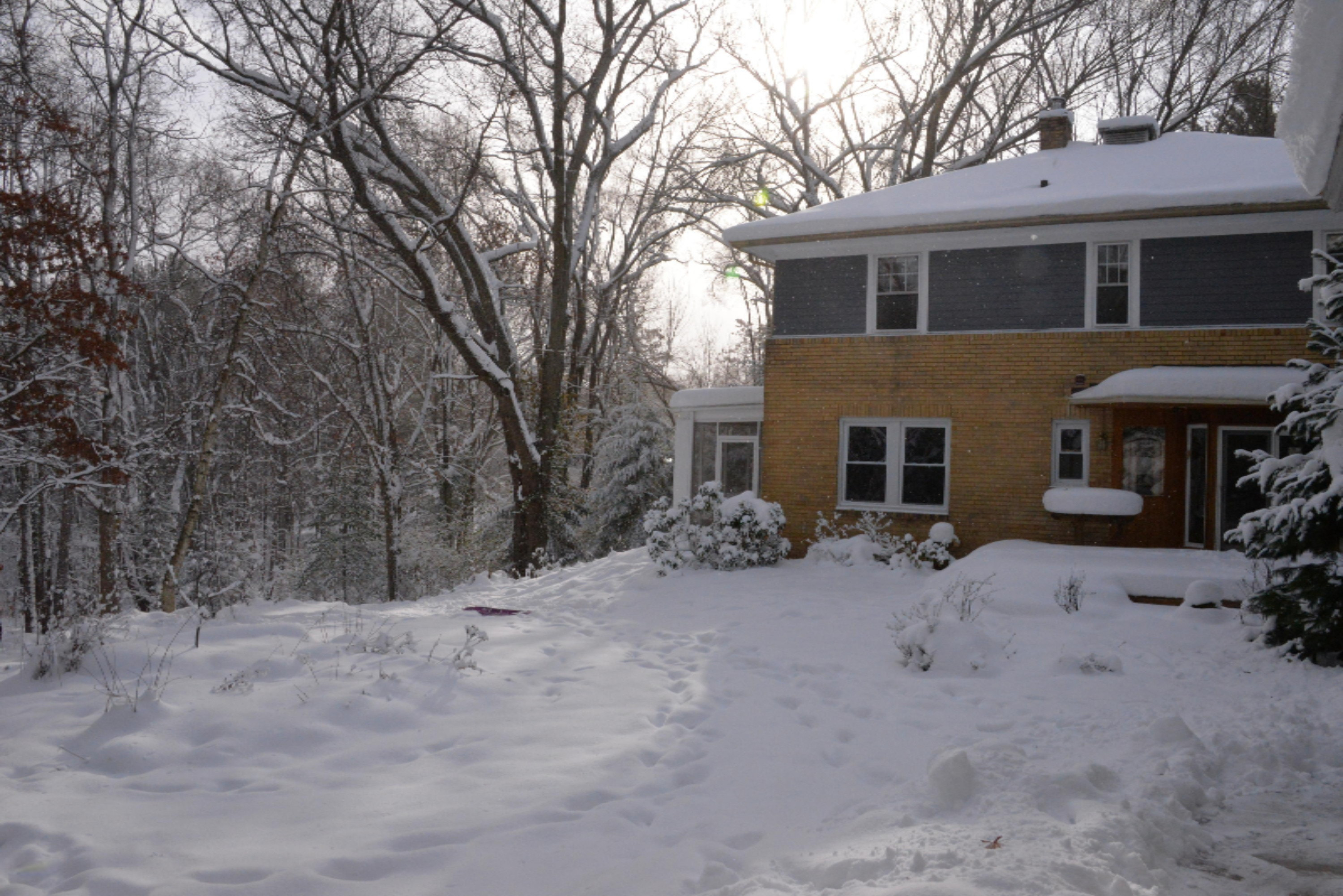 1616 Dover Road Kalamazoo, MI 49008 - Photo 2 of 34 DSC_7945