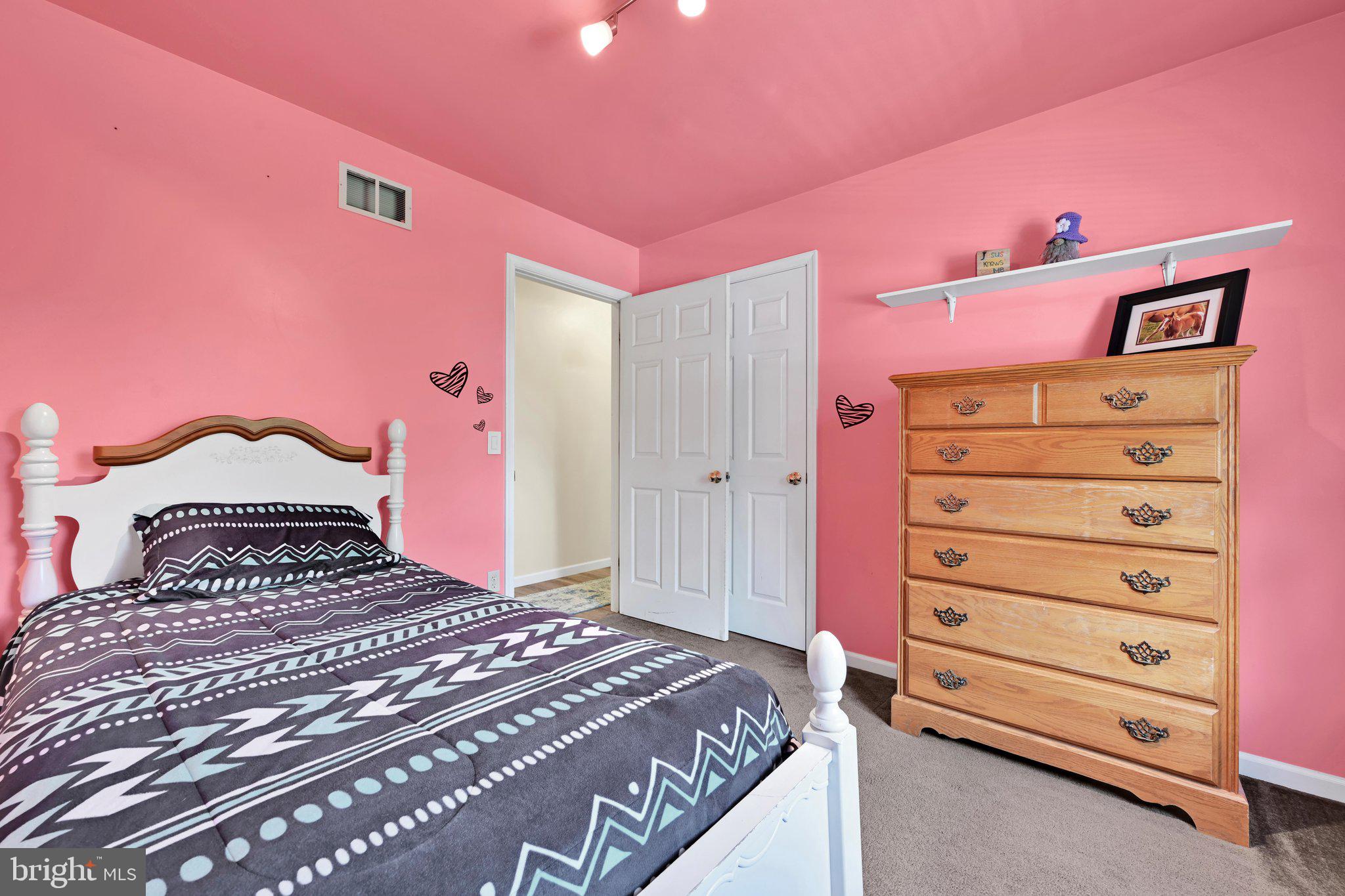 680 New Schaefferstown Road Bernville, PA 19506 - Photo 32 of 71 Bedroom