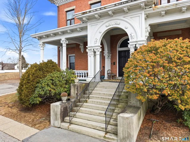 $115,000 | 26 Greene Avenue, Unit A2, Norwich, CT 06360