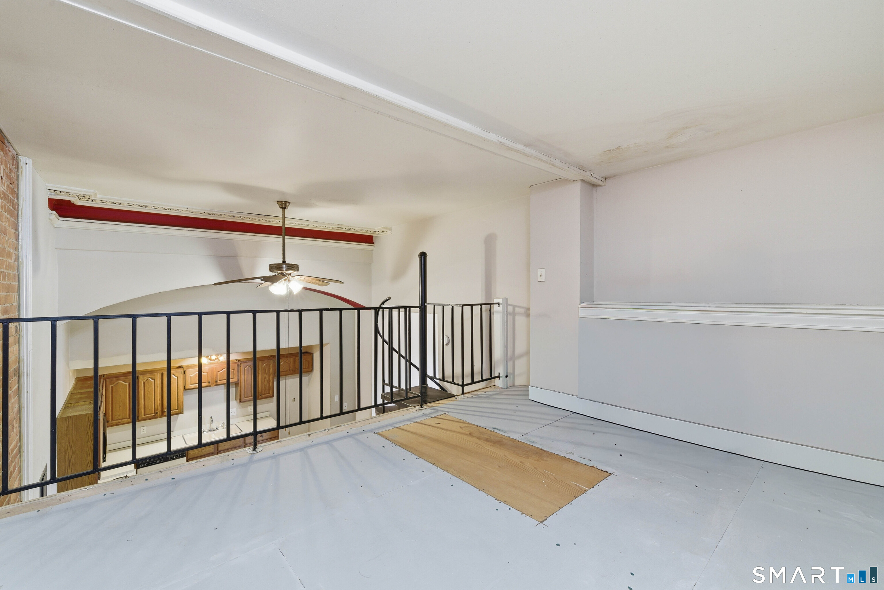 26 Greene Avenue, Unit A2 Norwich, CT 06360 - Photo 10 of 14 a view of an empty room