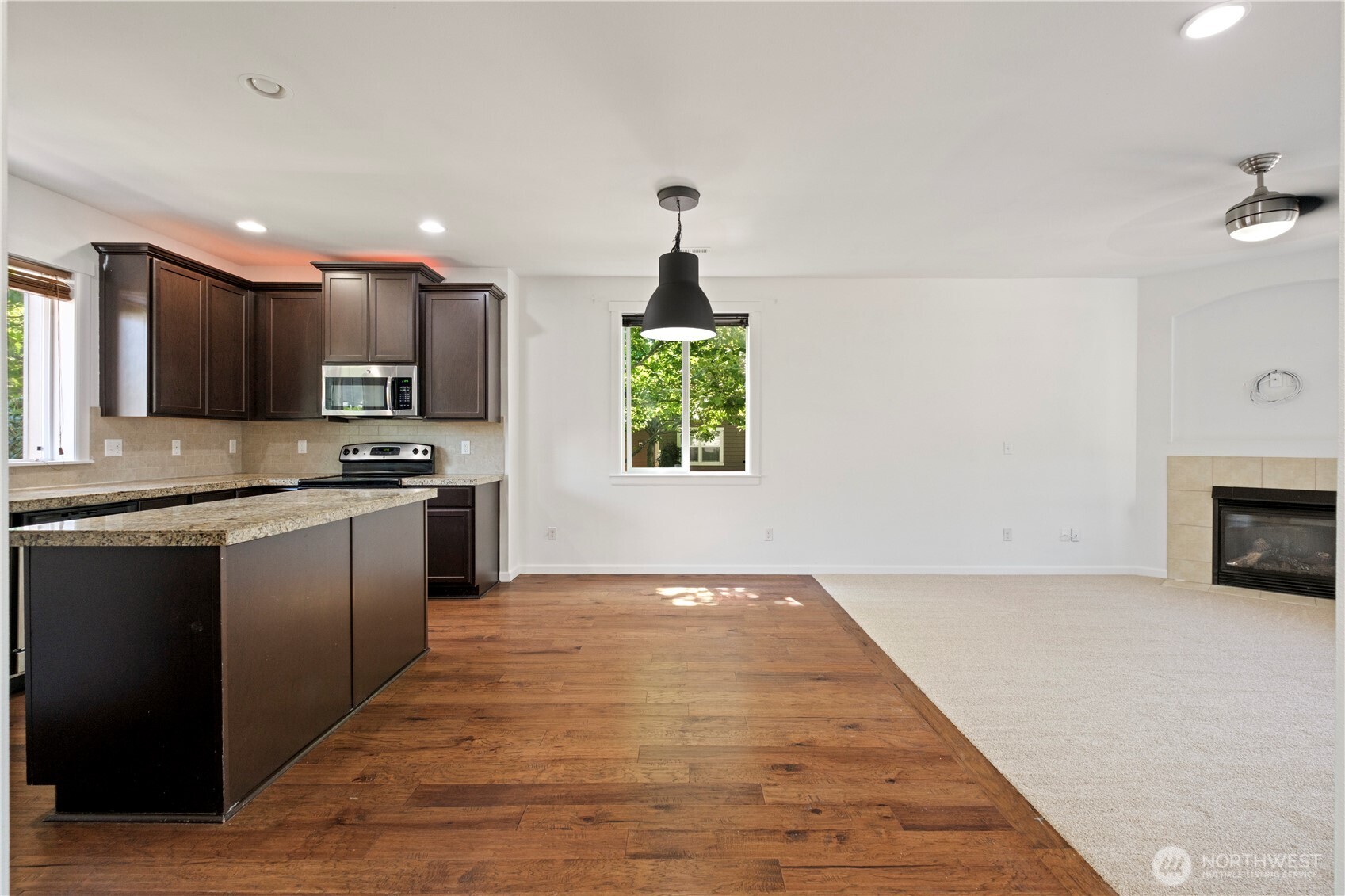 21011 39th Drive Southeast Bothell, WA 98021 - Photo 10 of 40 Gallery Image 10