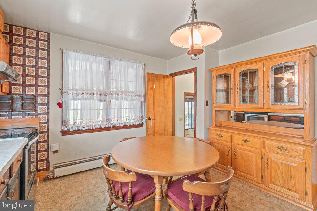 21119 Ridge Road Freeland, MD 21053 - Photo 12 of 32 Kitchen