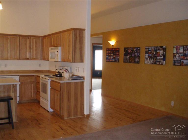 61385 Whitetail Street Bend, OR 97702 - Photo 5 of 20 Additional Photo