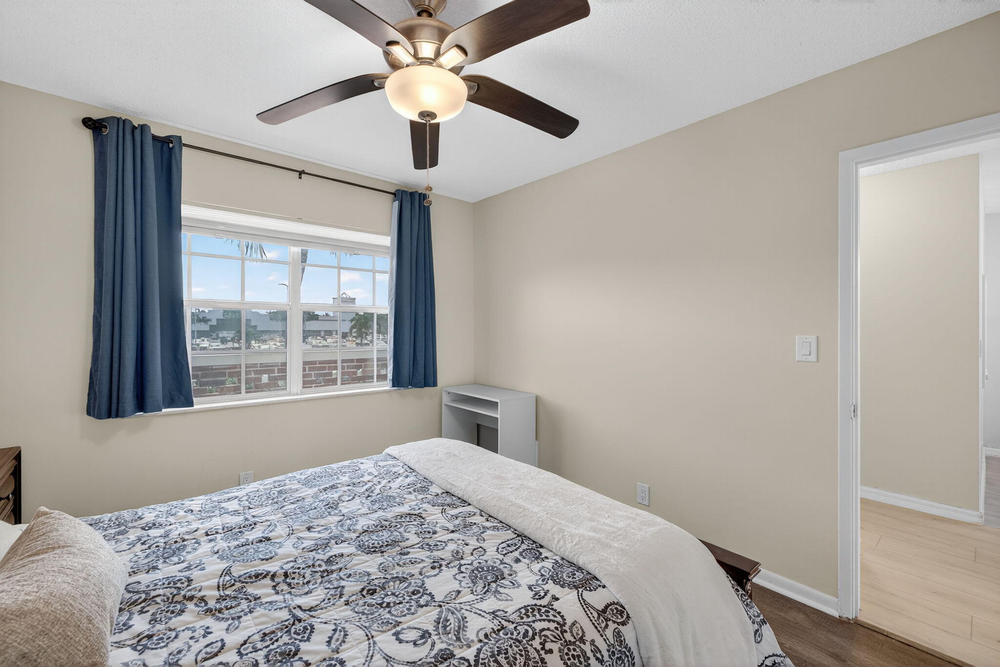 2050 Northeast 39th Street, Unit 210S Lighthouse Point, FL 33064 - Photo 22 of 45 32-web-or-mls-699A2126