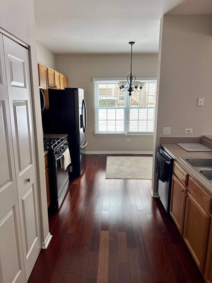 5261 Pebble Lane Crystal Lake, IL 60012 - Photo 5 of 21