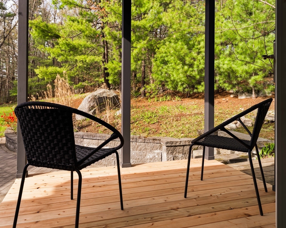 56 Notre Dame Road Bedford, MA 01730 - Photo 20 of 42