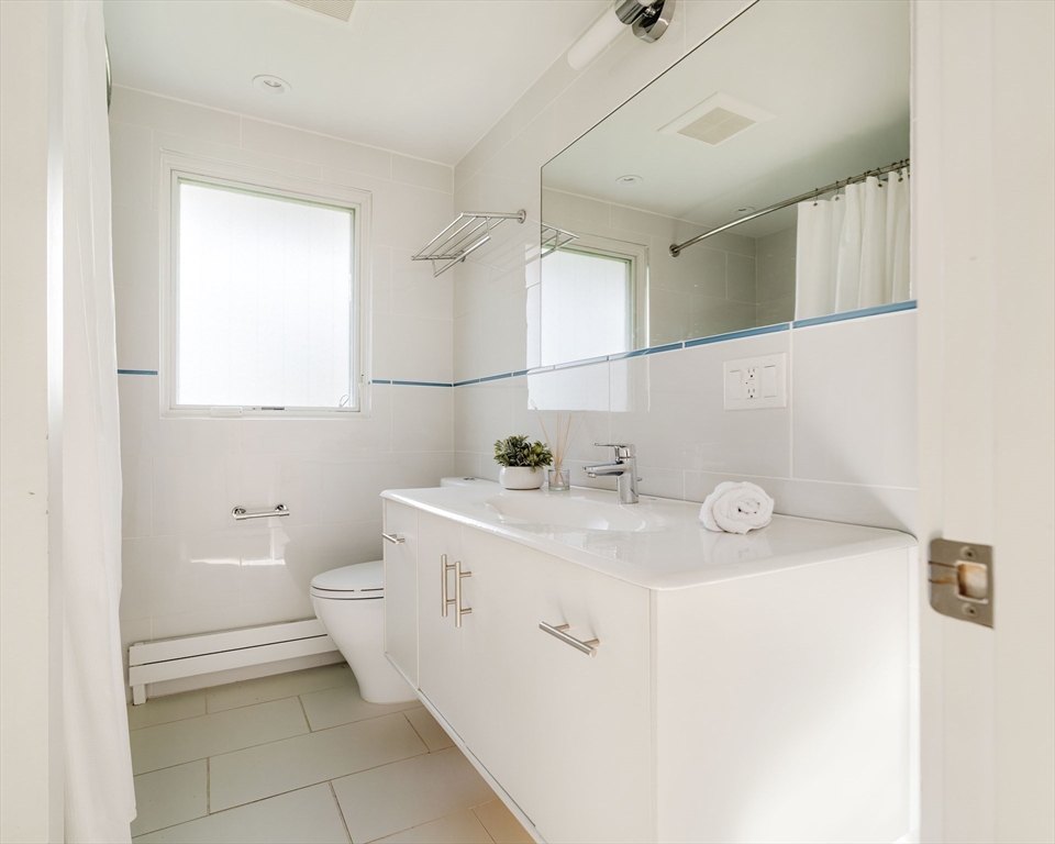 56 Notre Dame Road Bedford, MA 01730 - Photo 30 of 42