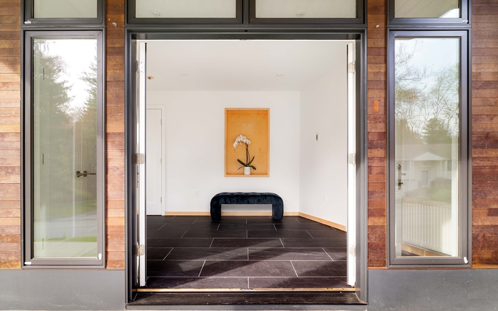 56 Notre Dame Road Bedford, MA 01730 - Photo 3 of 42