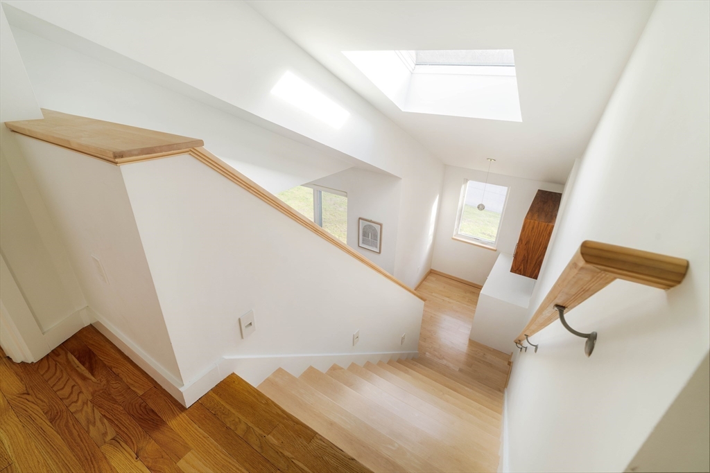 56 Notre Dame Road Bedford, MA 01730 - Photo 31 of 42